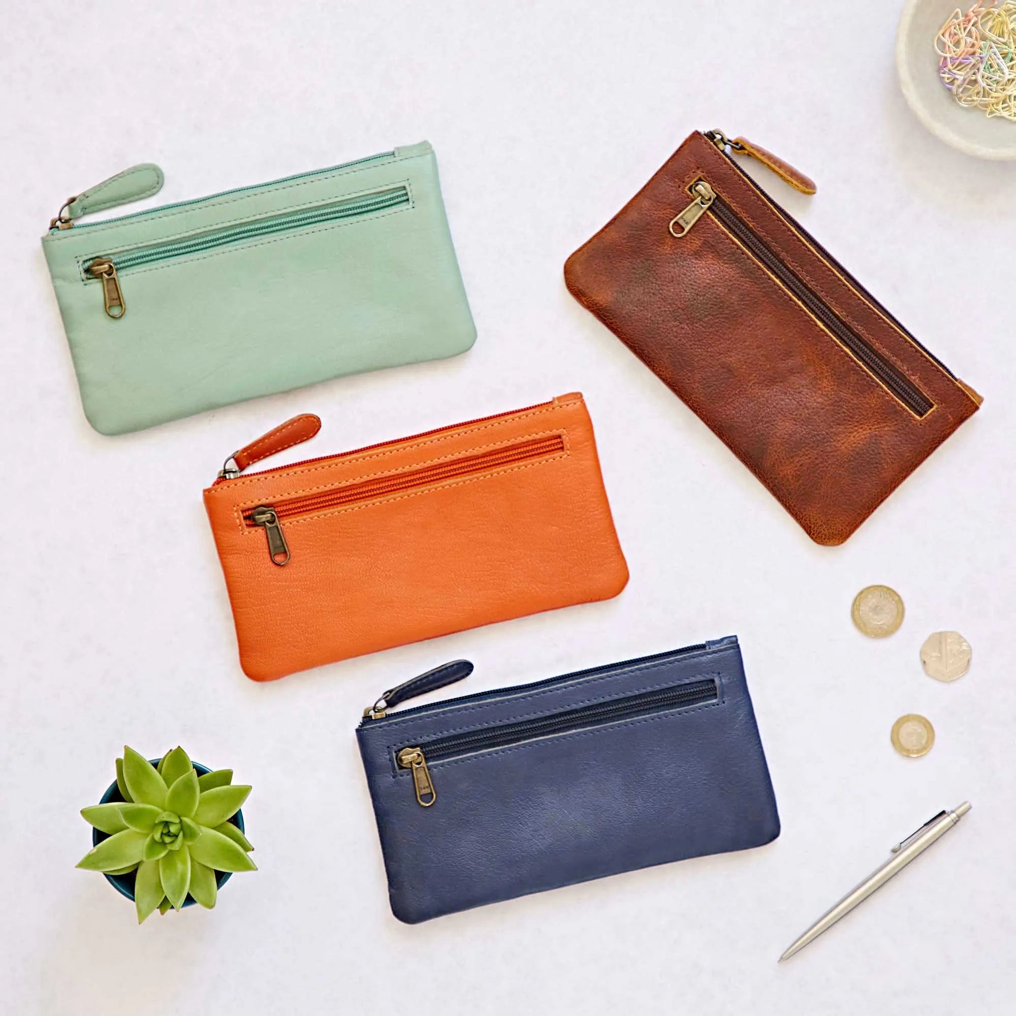 Slim Leather Clutch Purse - HIGLPC - Uneeka