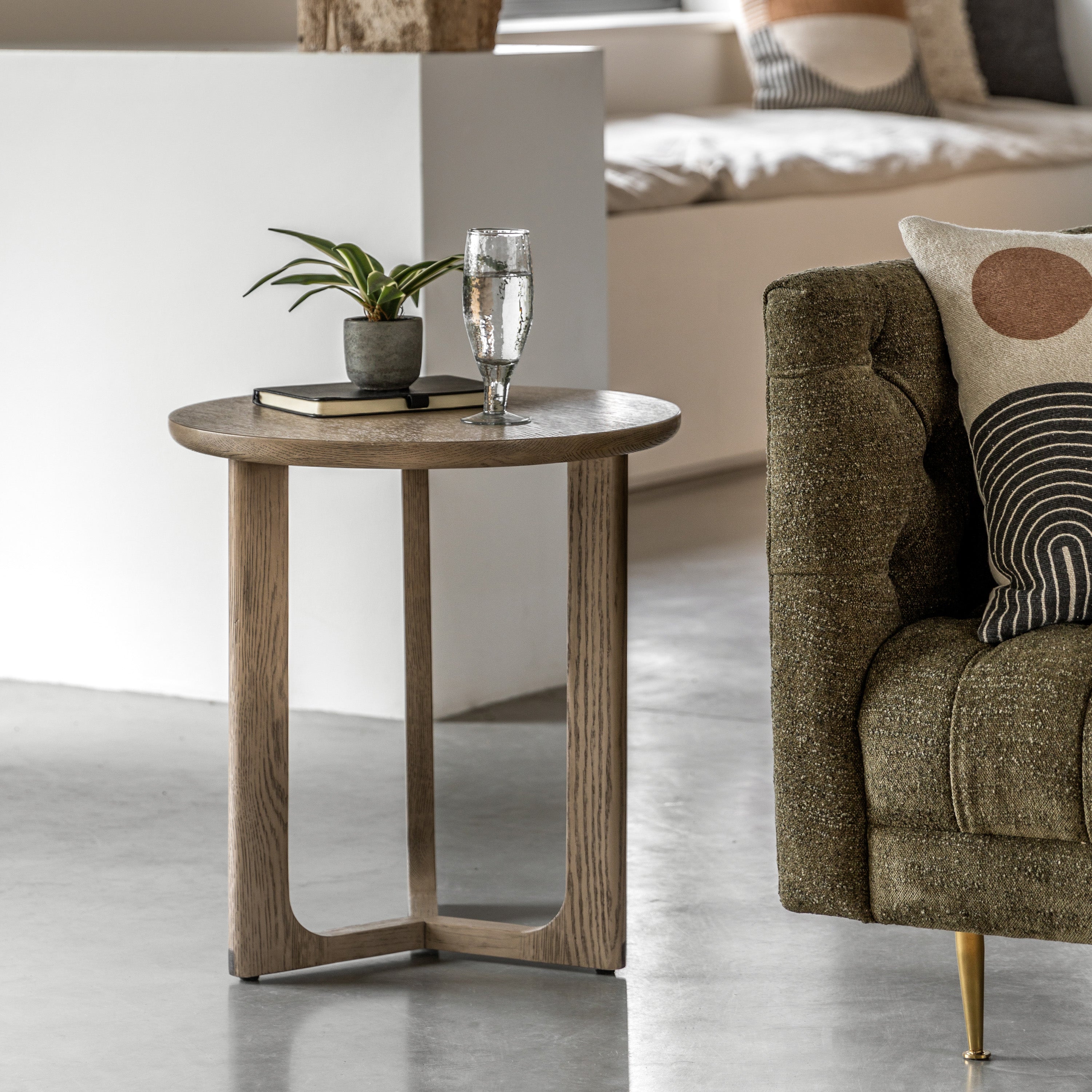Smoked Oak Round Side Table - Uneeka