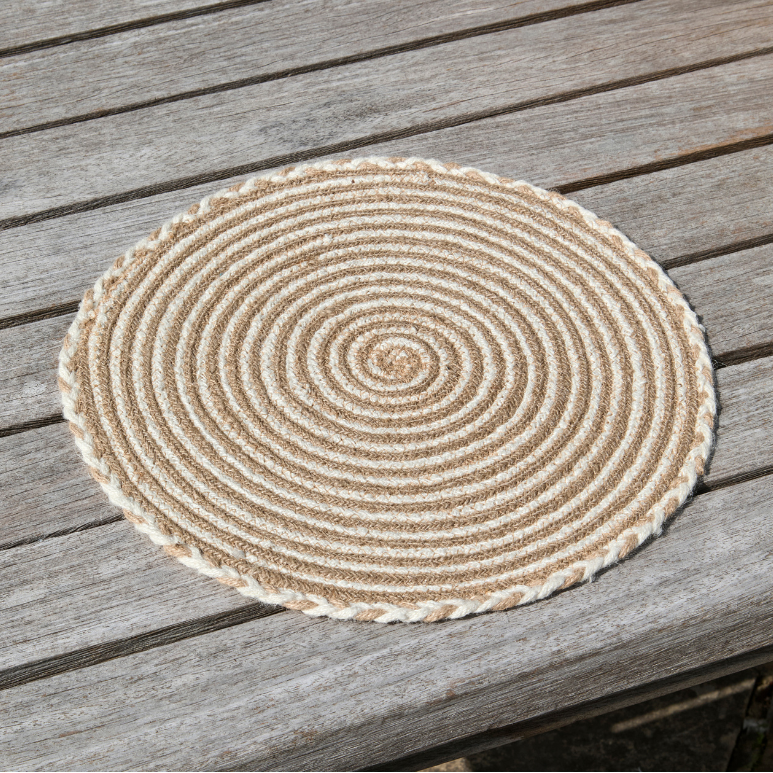Spiral Plaited Jute Placemat - CPMJPPN - Uneeka