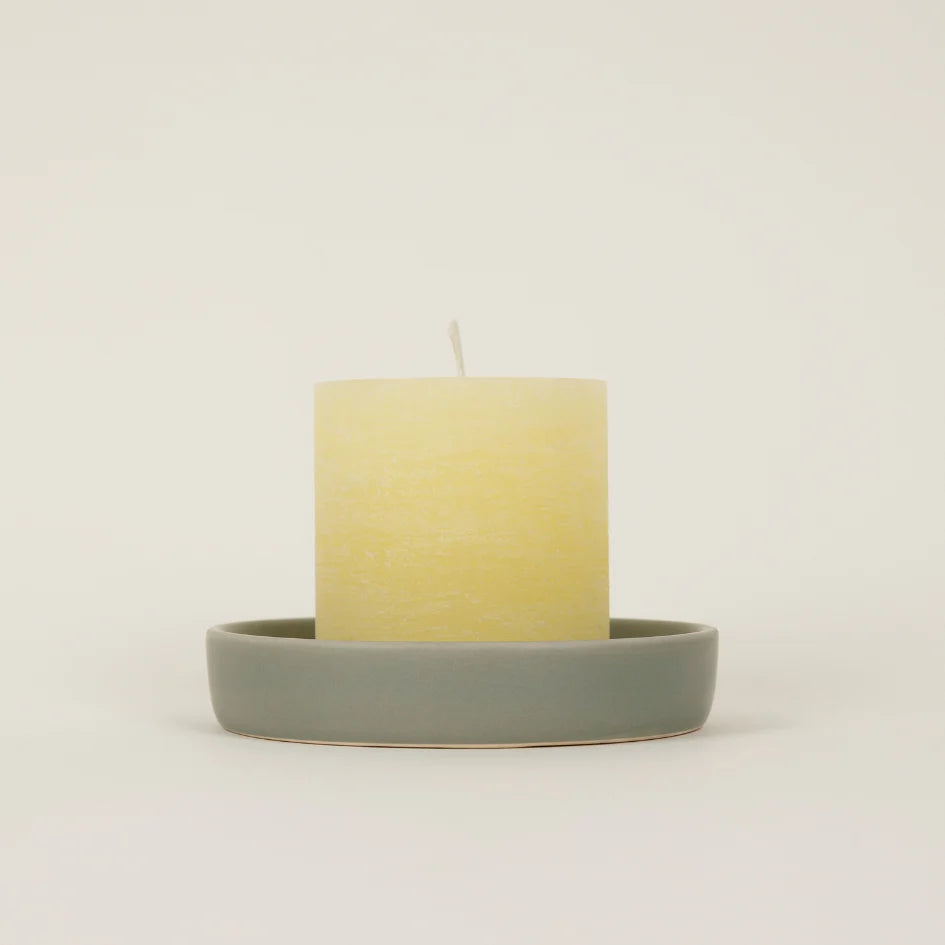 St Eval Sage Ceramic Candle Plate - F01020 - Uneeka
