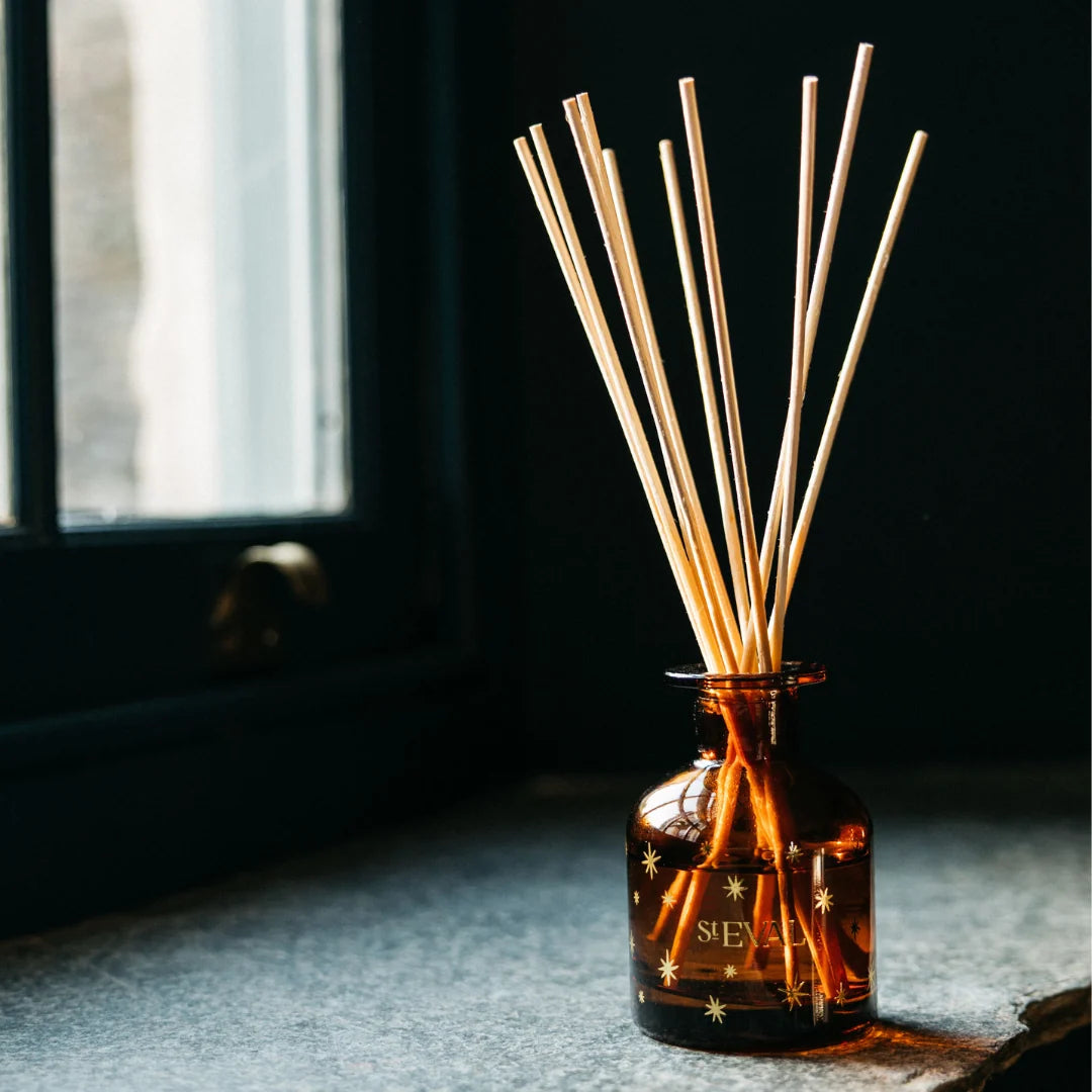 St Eval Christmas Mini Reed Diffuser Inspiritus - F01984 - Uneeka