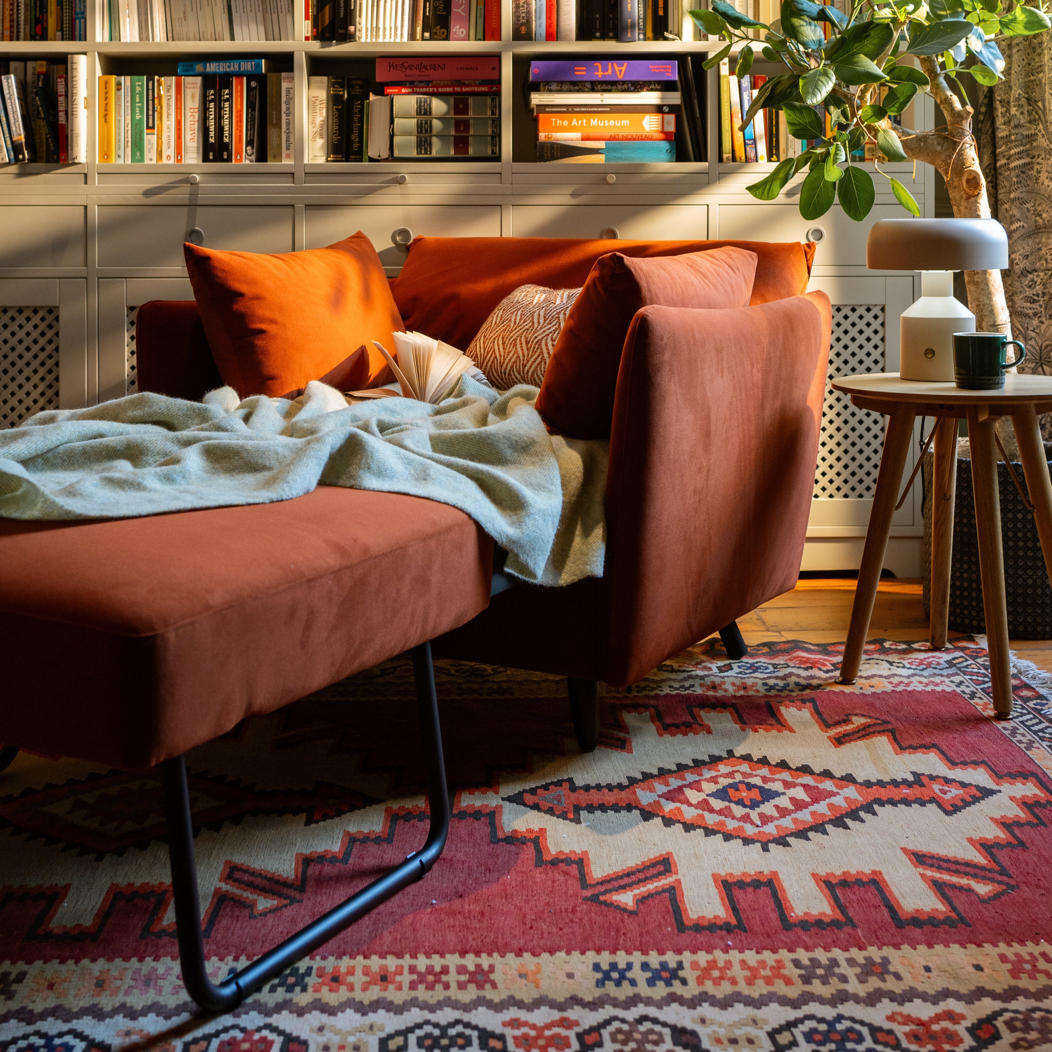 Swyft Model 08 Armchair Bed- Umber Velvet - Lifestyle at Uneeka