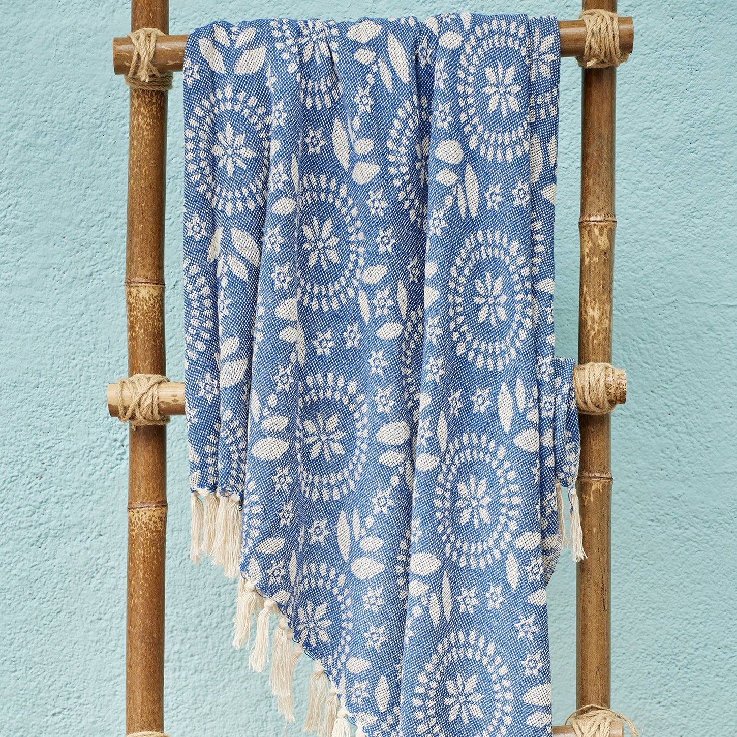 Alpine Recycled Cotton Jacquard Throw - TH25-BLUE - Uneeka