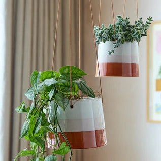 Terracotta, Blush & White Hanging Plant Pot - GCC/HPOTPINK9 - Uneeka