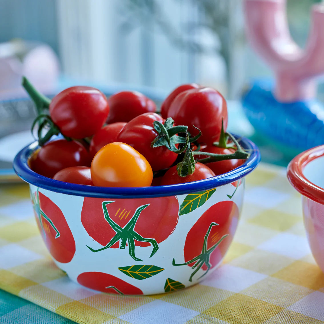 Tomato Enamel Nibble Bowl - ENML-BOWL-TOM-12 - Uneeka