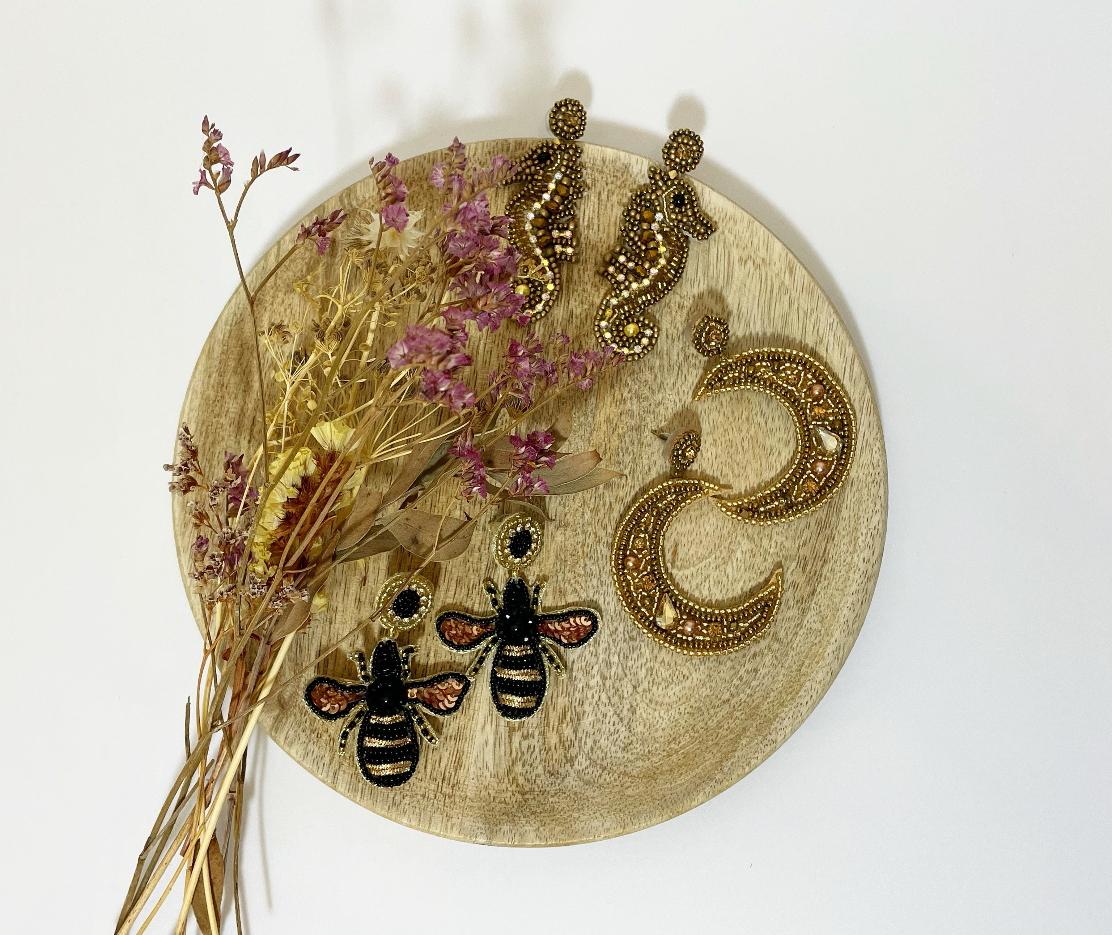 Vintage Inspired Jewellery & Accessories - Uneeka