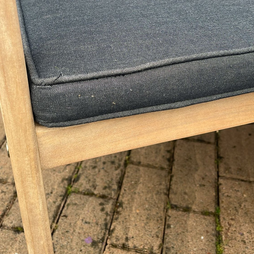 Monterray Outdoor Conversation Coffee Table Setclose up detail - grey seat cushion and acacia wood 