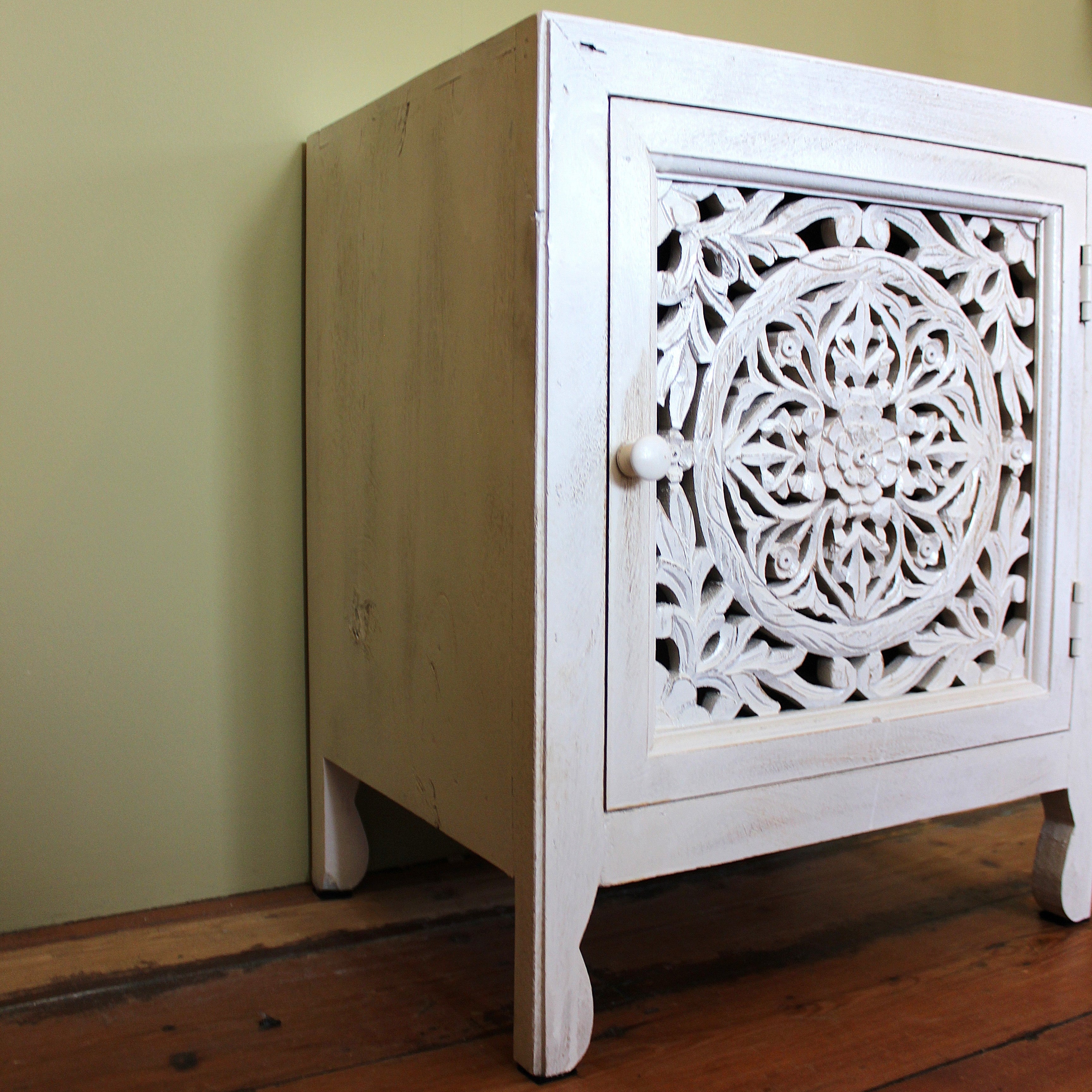 Whitewash Ornate Cut Out Bedside Cabinet - 10839 - Uneeka