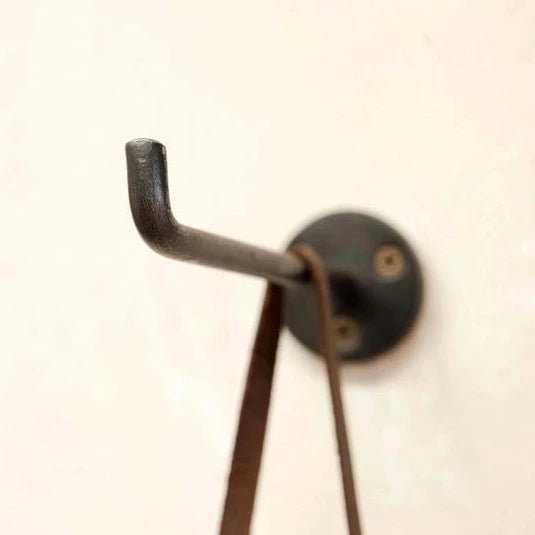 Aniko Iron Hook - AH0601B2 - Uneeka