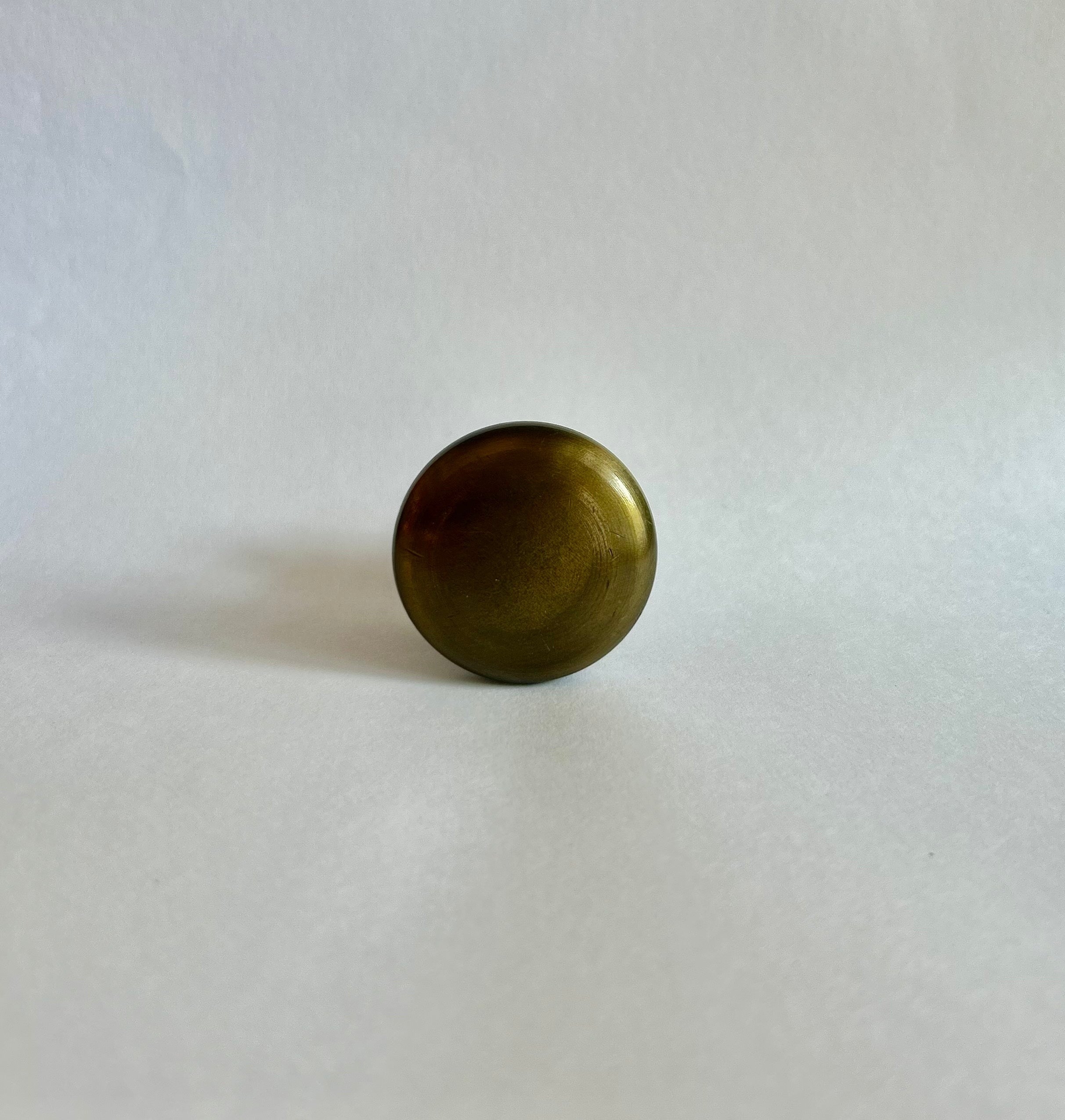 Antique Brass Plain Shaker Knob - A142 - Uneeka
