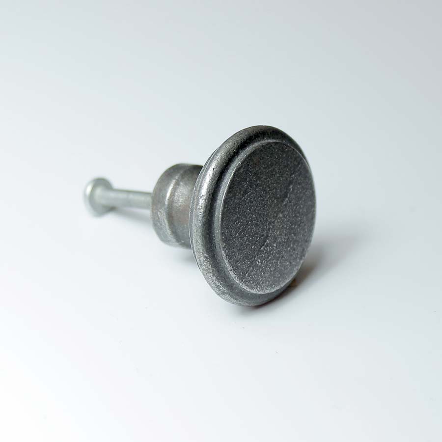 Antique Iron Flat Top Knob - 70.086.AI.35A - Uneeka