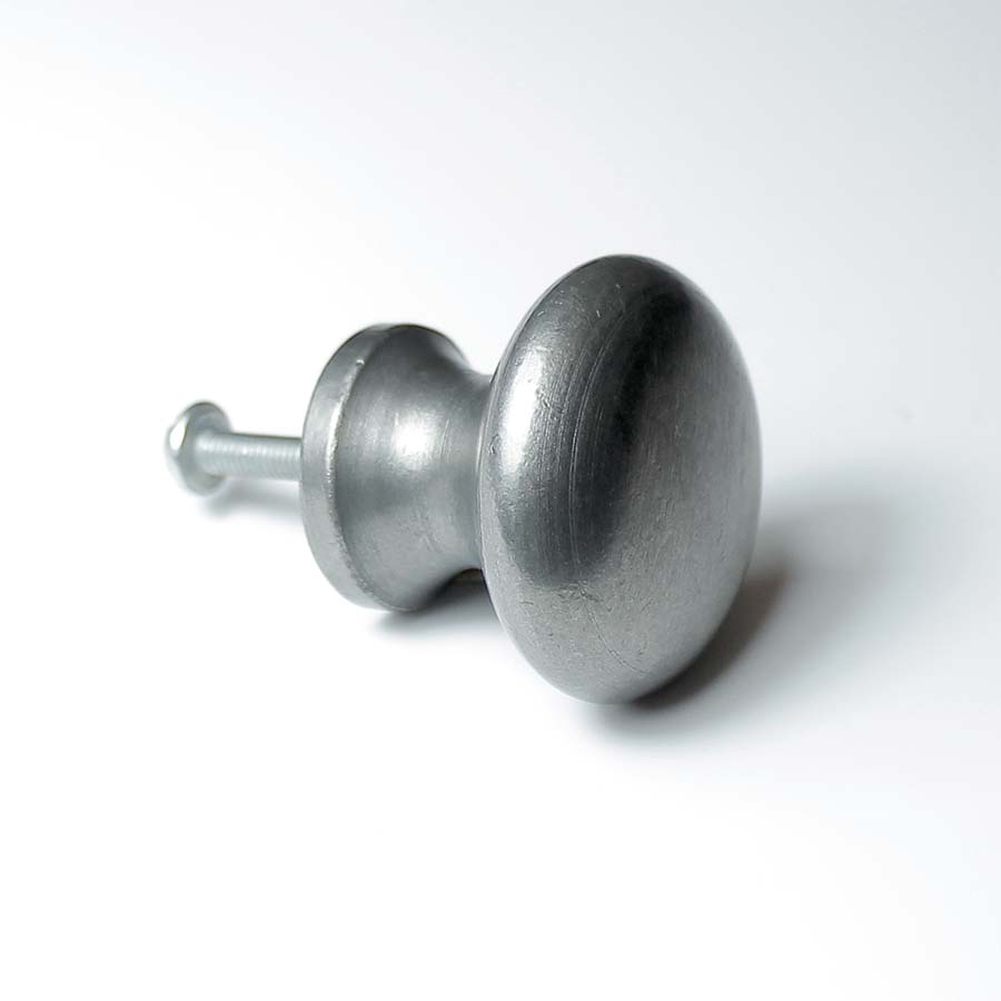 Antique Iron Plain Smooth Shaker Knob - 49.086.AI.35C - Uneeka