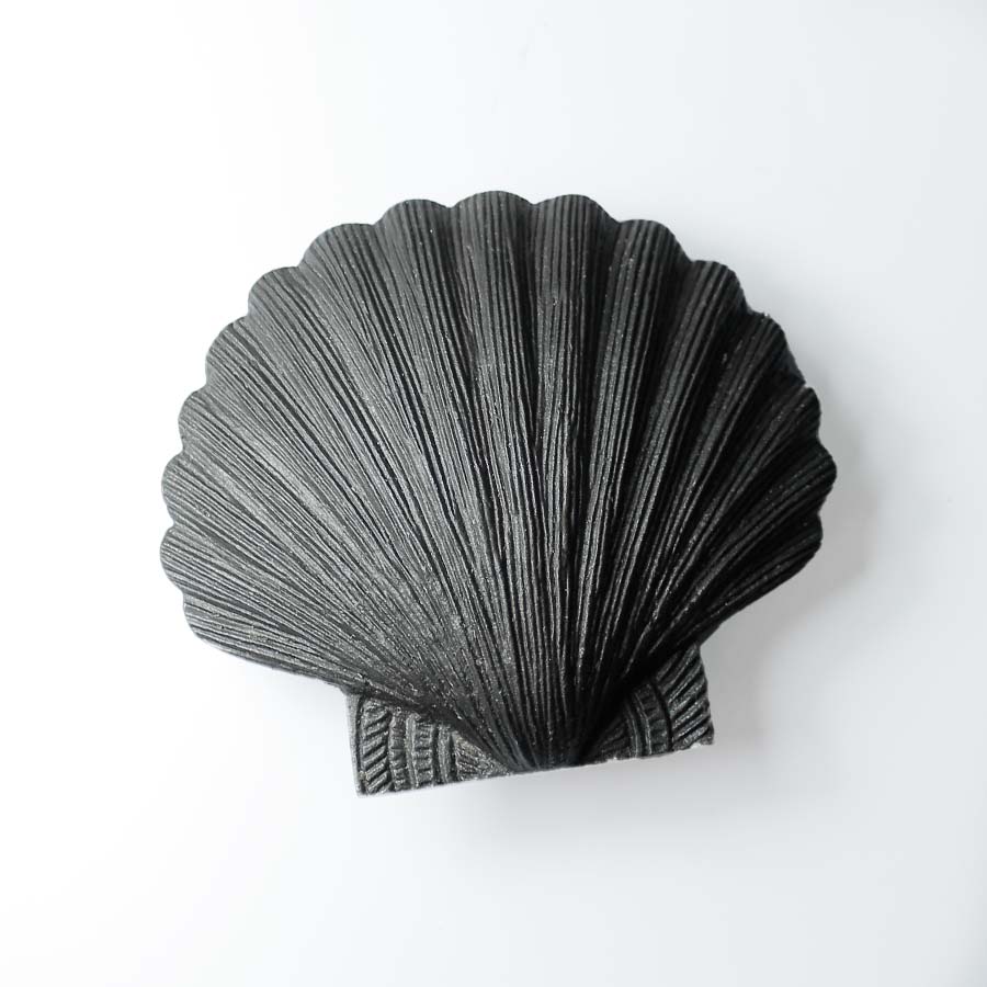 Antique Iron Scallop Shell Door Knocker - B104.AL - Uneeka