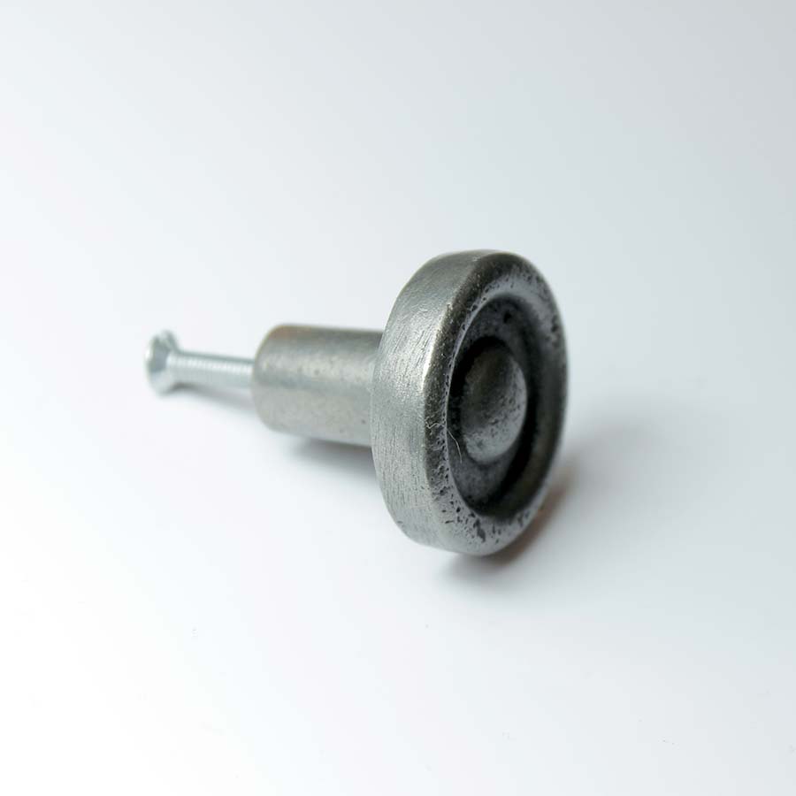 Antique Iron Straight Stem Knob with Indent Rim - 49.086I.AI.35 - Uneeka