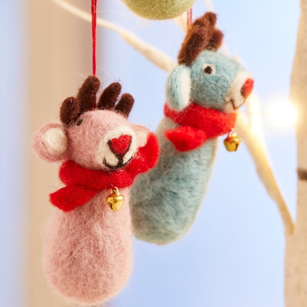 Assorted Colour Felt Reindeer With Bell & Scarf - XM382 - Uneeka