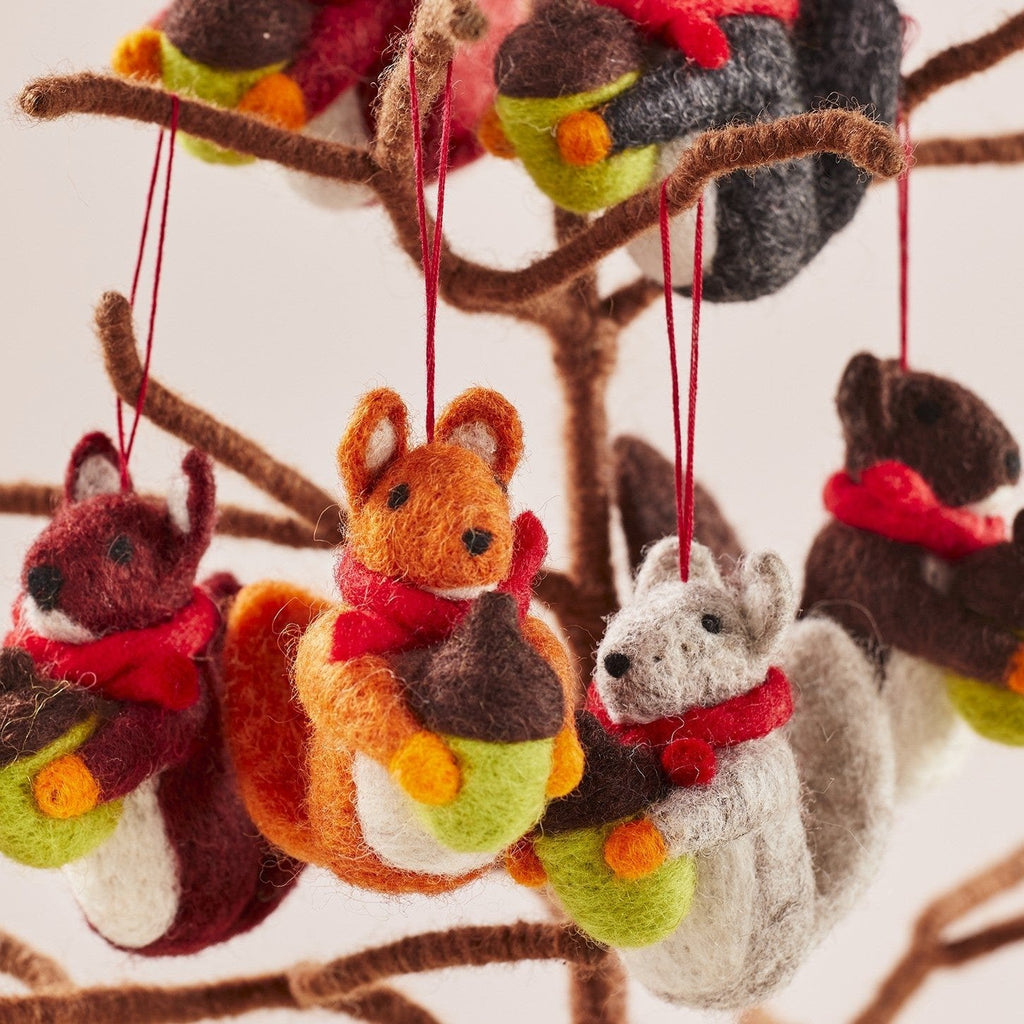 Assorted Colour Felt Squirrel with Acorn - HDEC111 - Uneeka