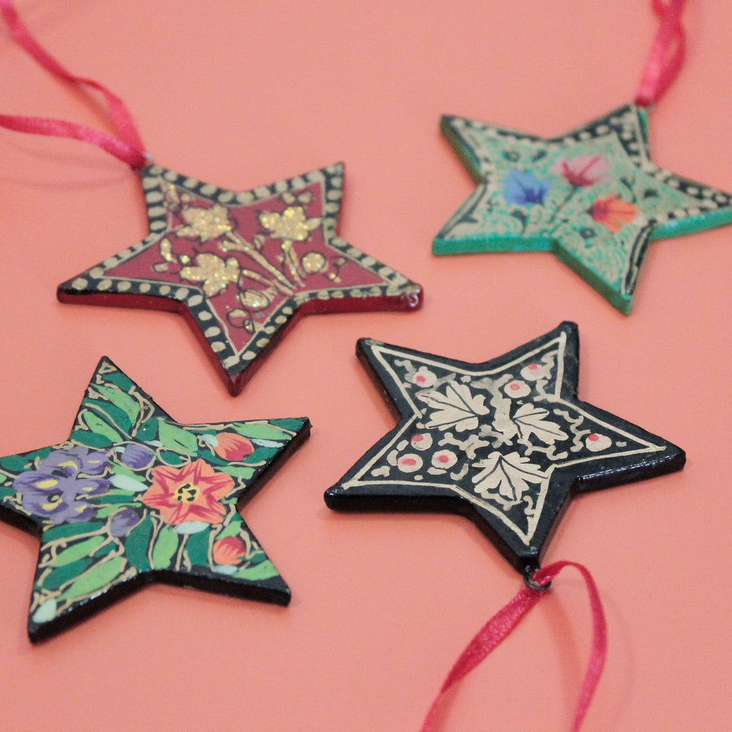 Assorted Patterned Classic Star Decorations - KPM143 - Uneeka