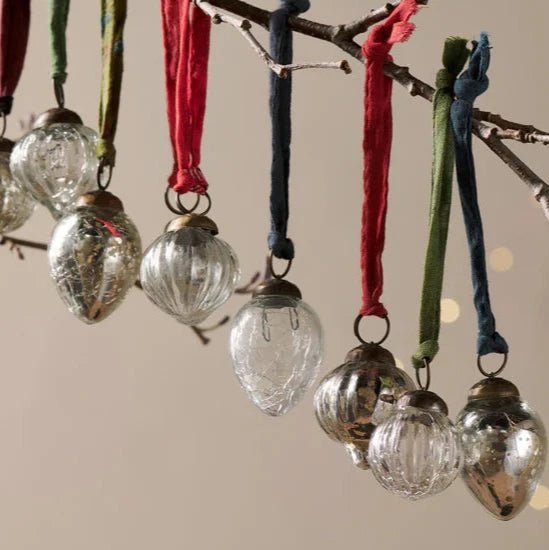 Assorted Silver & Clear Dew Drop Bauble - DD2700GB - Uneeka