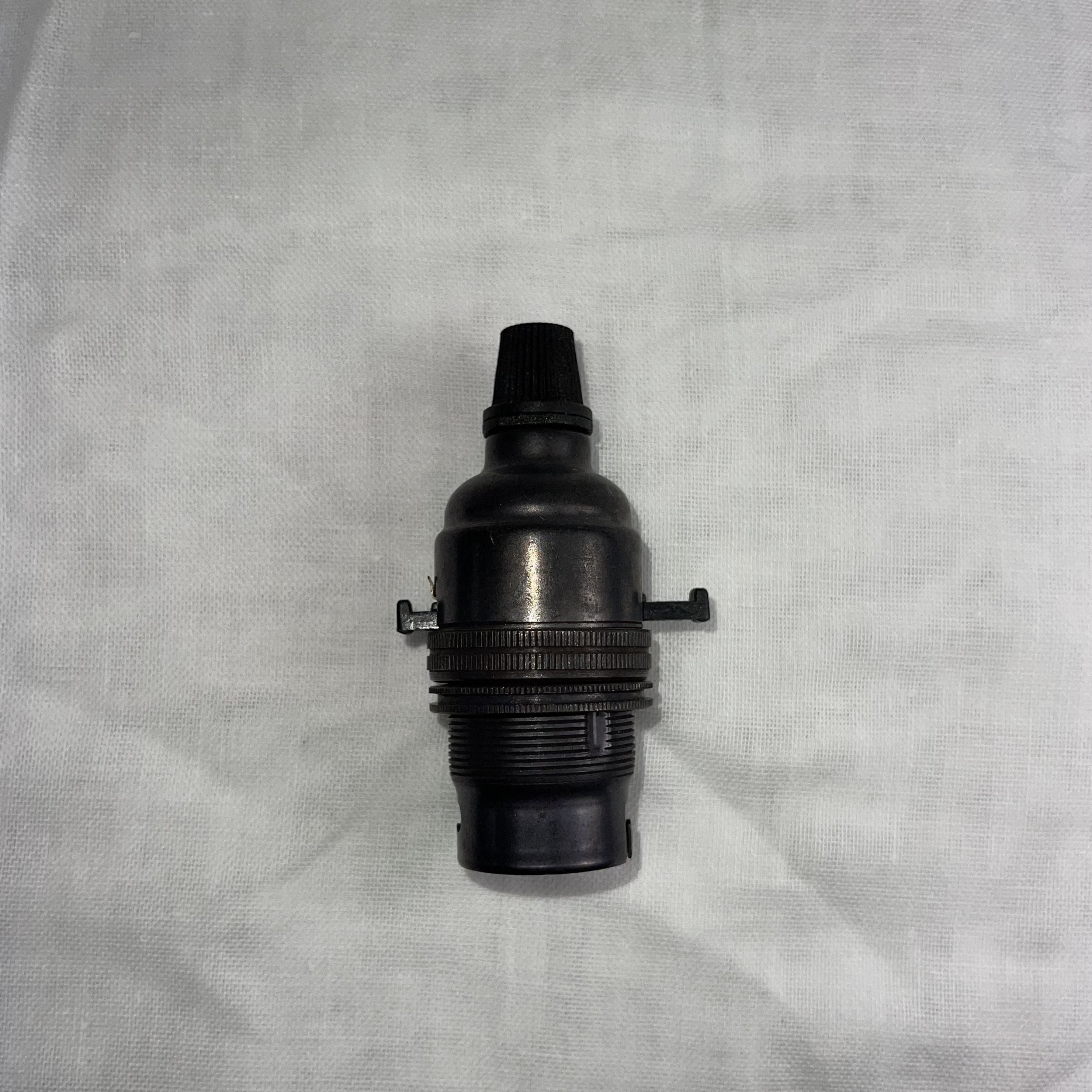 Bayonet Period Lamp Holder With Switch - 1413EZ - Uneeka