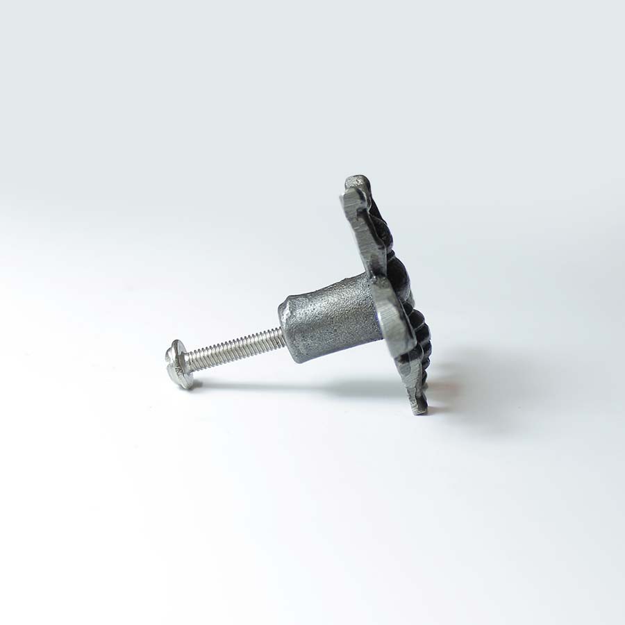 Bee Design Cast Antique Iron Cupboard Knob - A138 - Uneeka