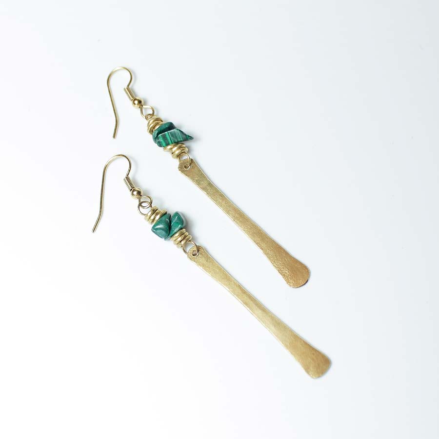 Brass And Malachite Chip Long Petal Earrings - JEMB46 - Uneeka