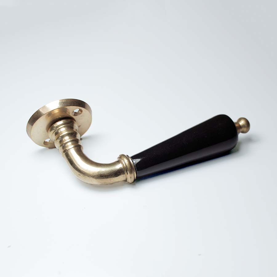 Brass & Ebony Round Plate Lever Handle - 49.130A.ENB.120 - Uneeka