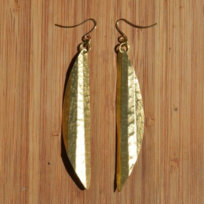 Hammered Brass Elongated Drop Earrings - JEBB4 - Uneeka