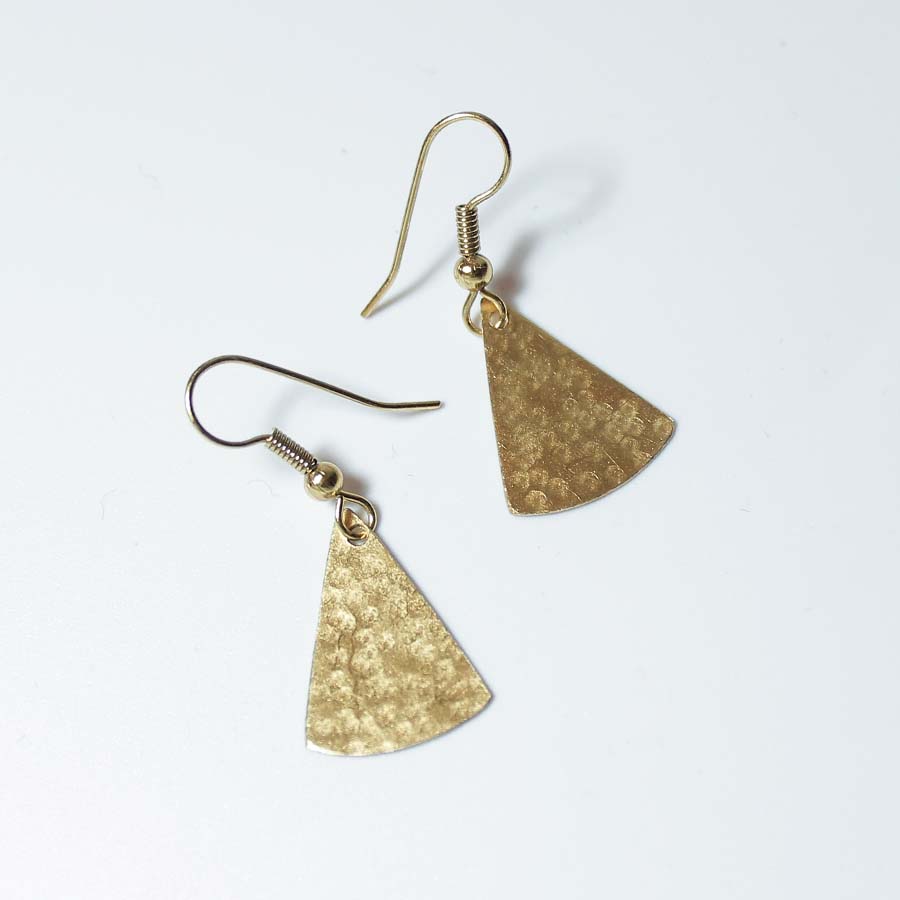 Brass Mini Rounded Triangle Earrings - JEMB44 - Uneeka