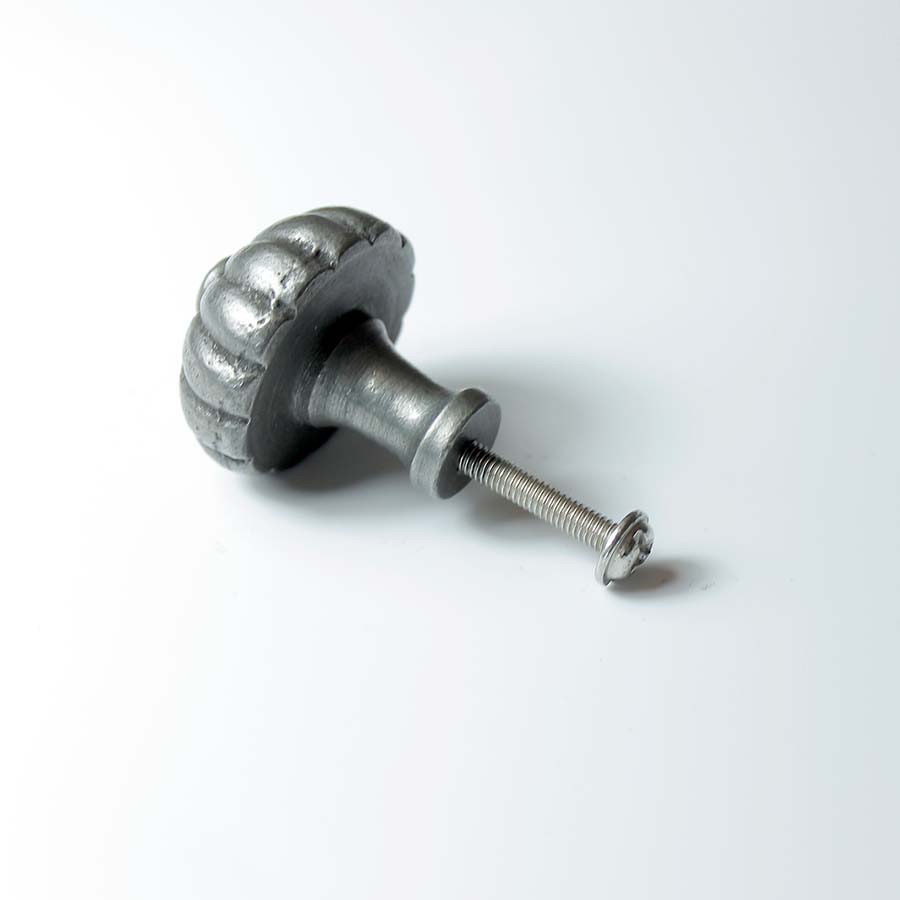 Cast Antique Iron Ridged Pumpkin Knob - 49.086P.AI.32 - Uneeka