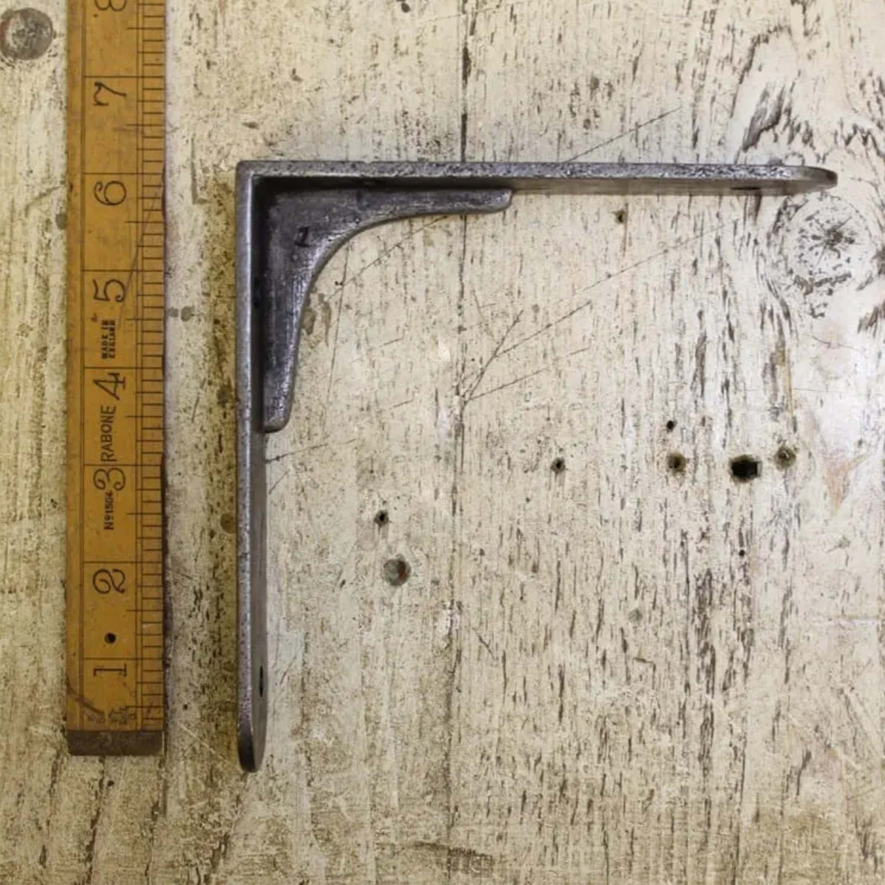 Cast Antique Iron Sheffield Shelf Bracket - 49.078B.AI.225 - Uneeka