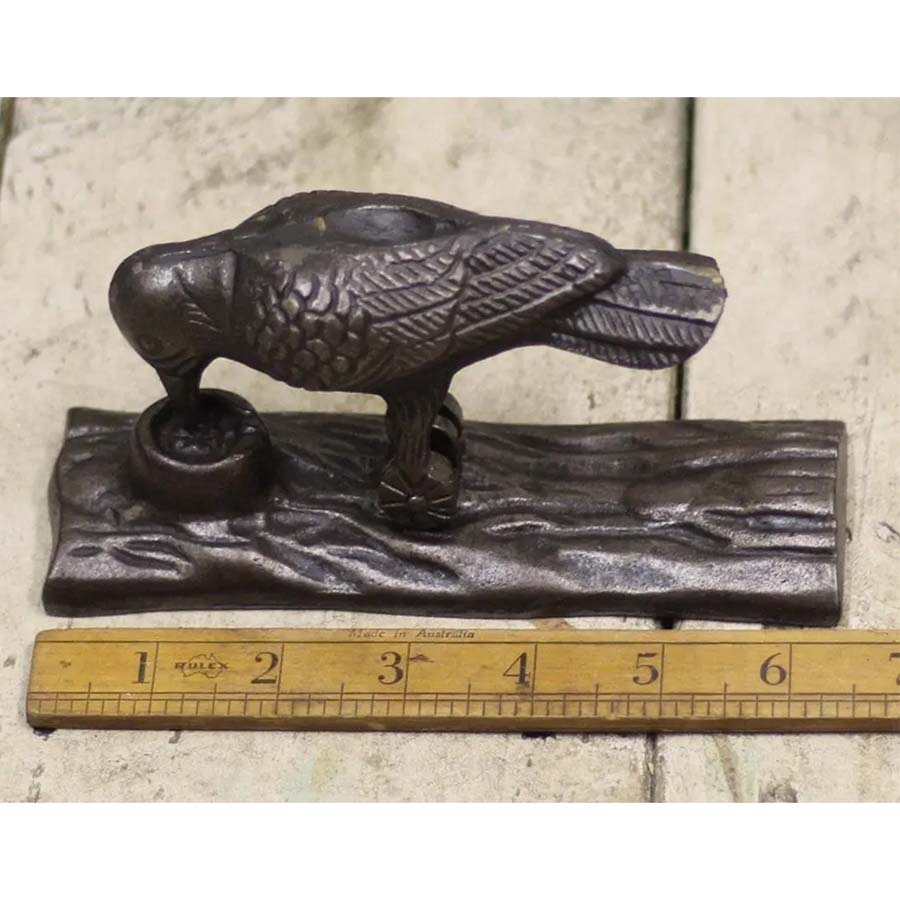 Cast Iron Woodpecker Door Knocker - 01.357.AI.HUM - Uneeka