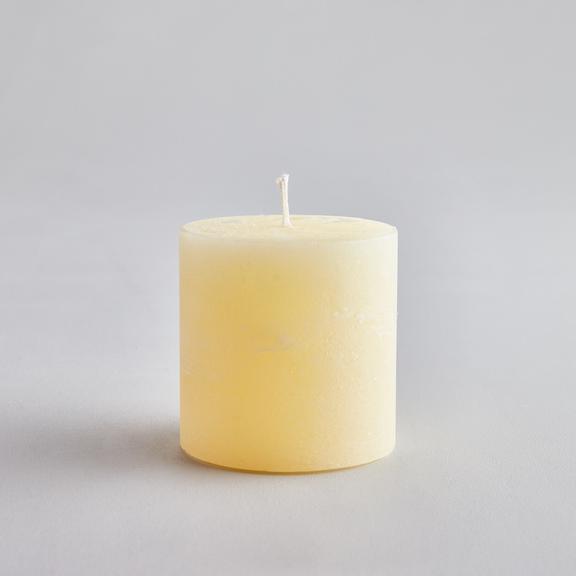 Coastal Samphire & Sage Pillar Candle - F00978 - Uneeka