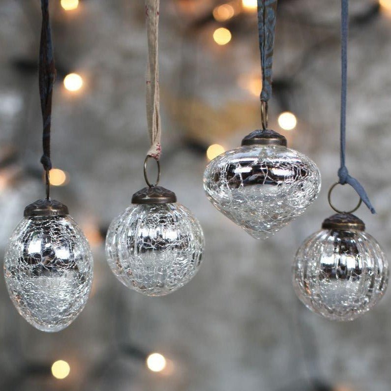 Crackle Effect Snow Drop Bauble - SB3901 - Uneeka