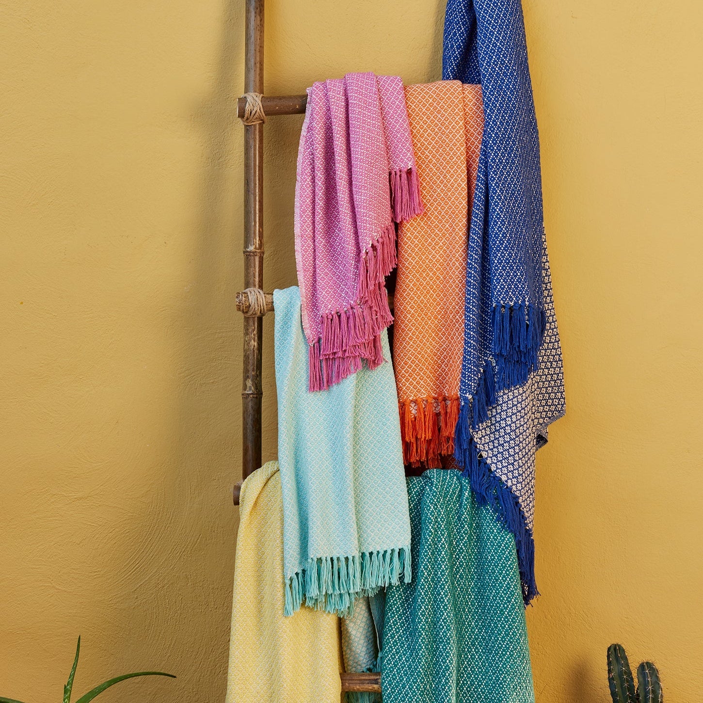 Diamond Recycled Cotton Throw - TH59JA - Uneeka