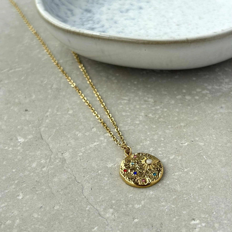 Gold Hammered Disc Celestial Pendant Necklace - NCK026 - Uneeka