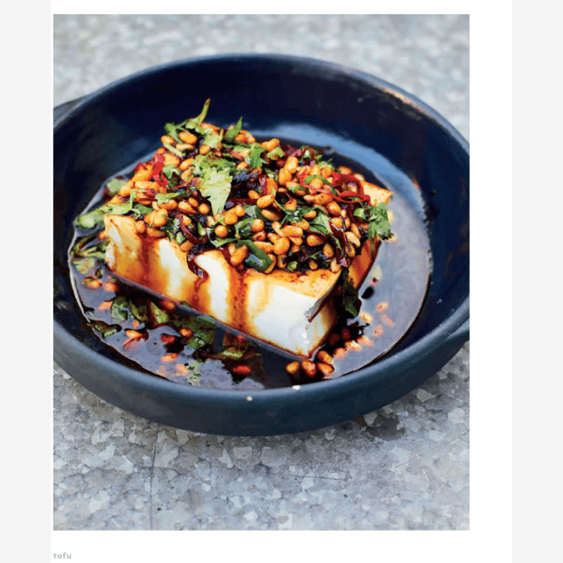 East: 120 Vegetarian And Vegan Recipes Cookery Book - B043270 - Uneeka