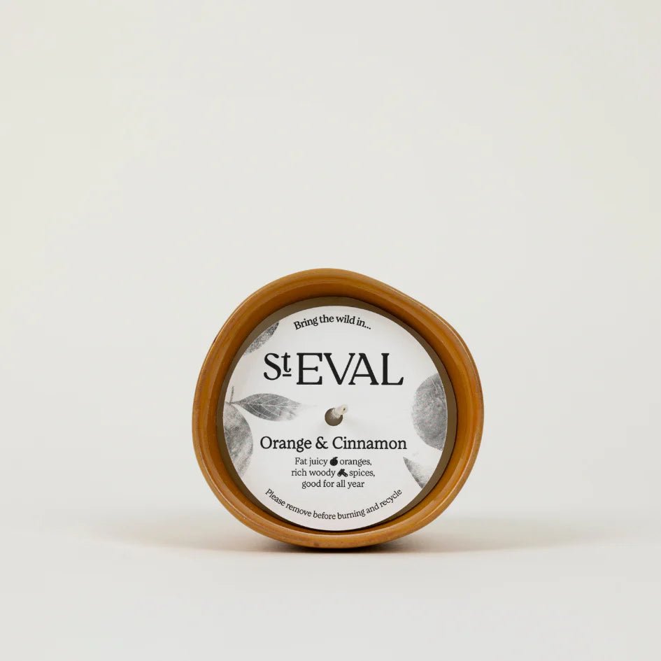 St Eval Enchantment Ceramic Pot Candle Orange & Cinnamon - F01373 - Uneeka