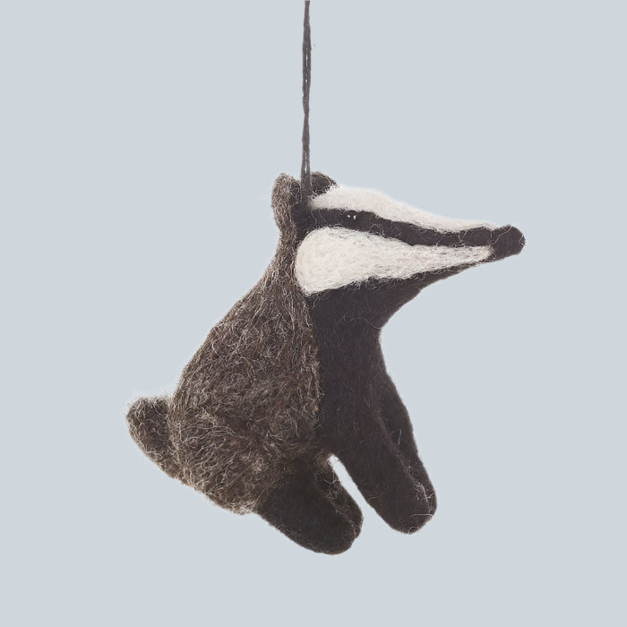 Felt Bertie the Badger - WDBBAD - Uneeka