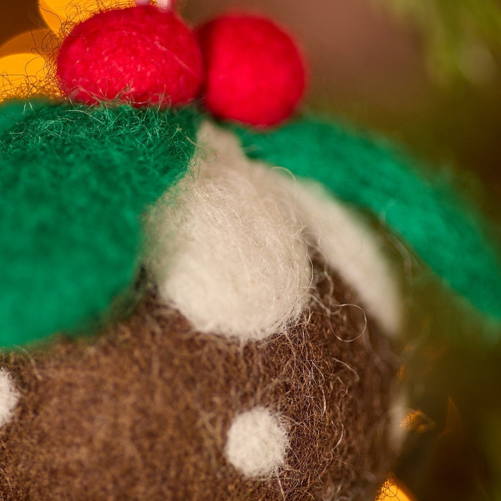 Felt Festive Christmas Pudding Bauble - XM76 - Uneeka