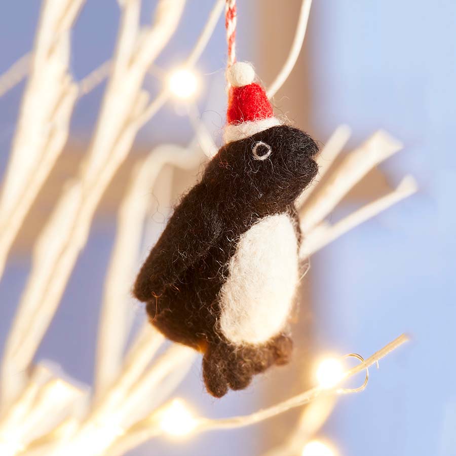 Felt Santa Hat Penquin - XM378 - Uneeka