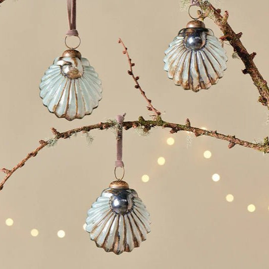 Gold & Cream Sohni Shell Baubles - SB1901 - Uneeka