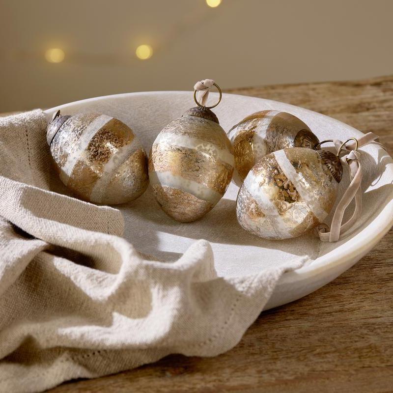 Gold Viti Christmas Bauble - VB0801 - Uneeka