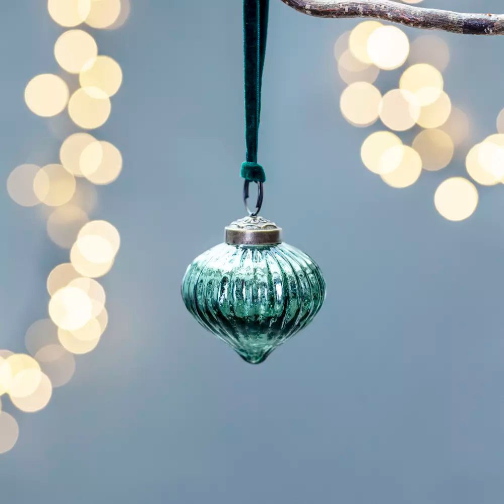 Green Ribbed Onion Bauble - MK24988 - Uneeka