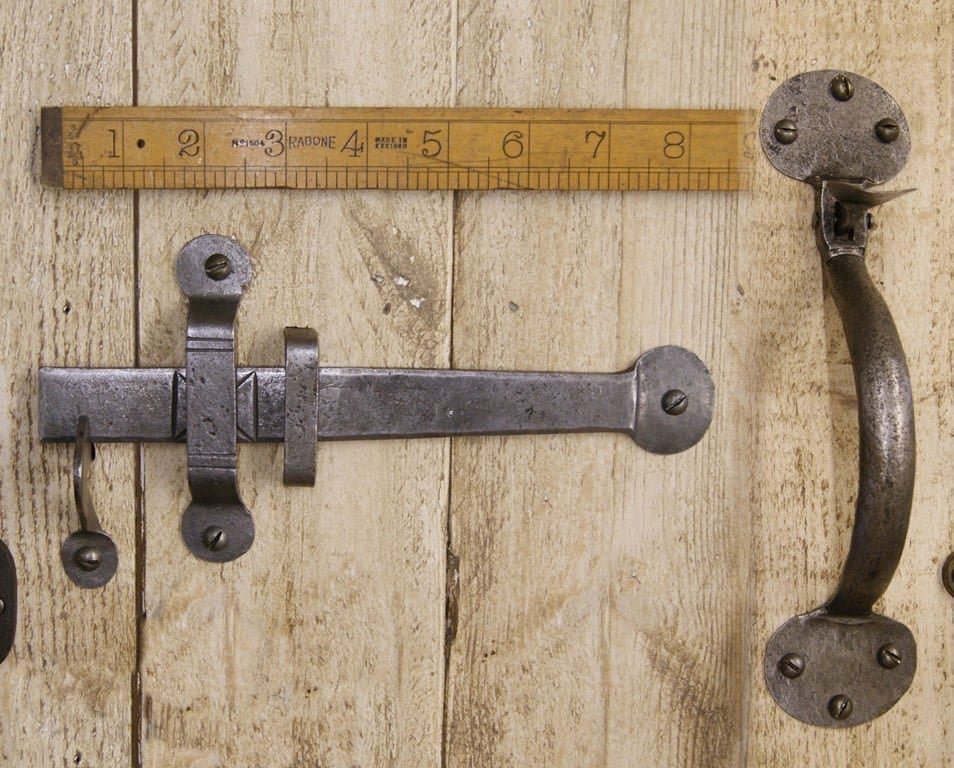 Hand Forged Antique Iron Gate Latch - 49.327.HFA.200 - Uneeka