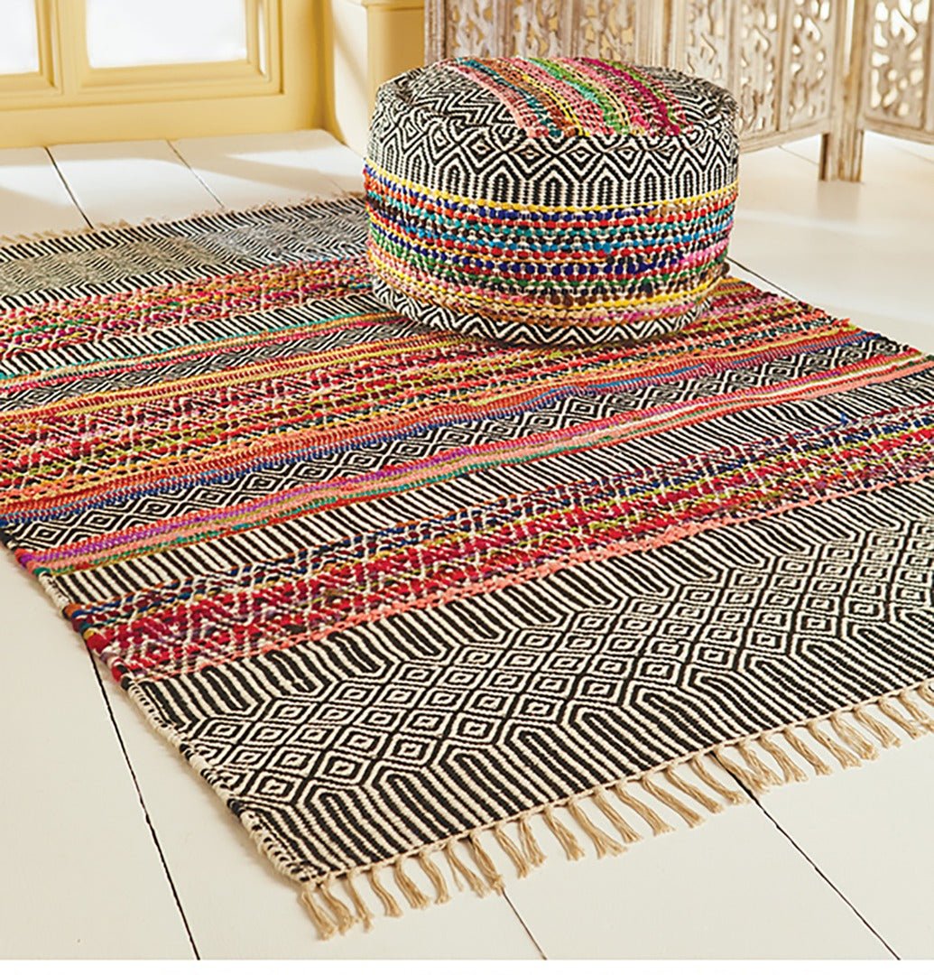 Handloom Recycled Geometric Mixed Pattern Indian Rug - R29135 - Uneeka
