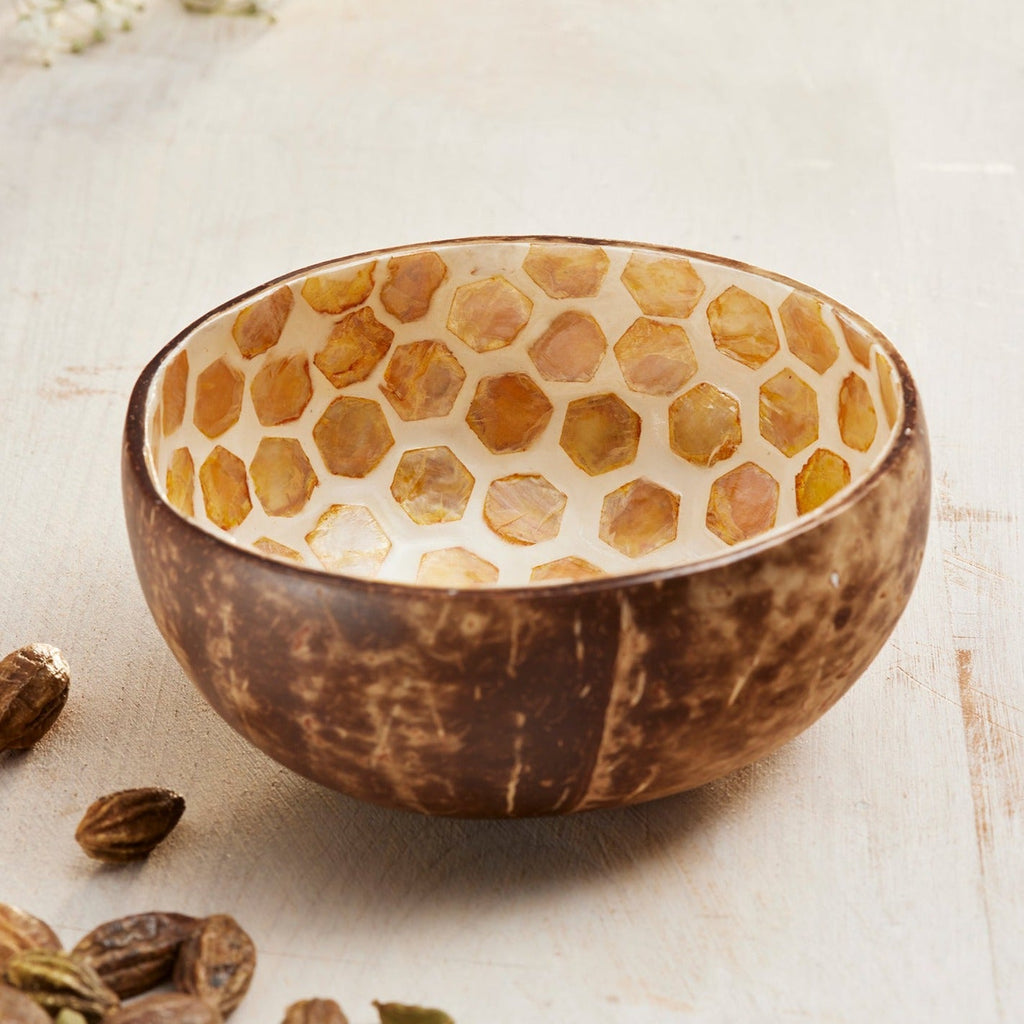 Honeycomb Pattern Coconut Shell Trinket Dish - BW13 - Uneeka