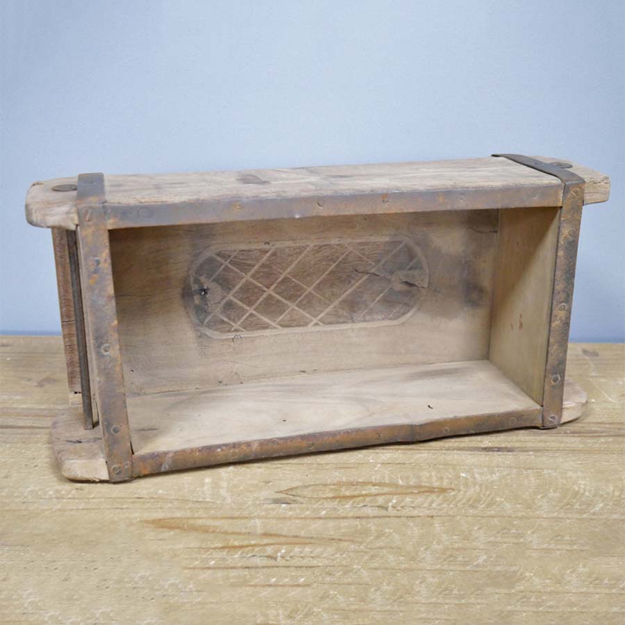 Indian Wooden Brick Mould - 9702 - Uneeka