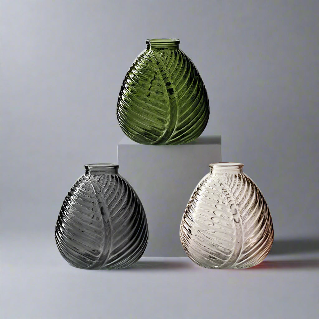 Leaf Shaped Glass Vase - CV01066 - MOSS - Uneeka