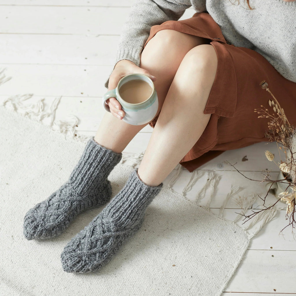 Light Grey Cable Knit Lined Wool Slipper Socks - 124LGRM - Uneeka