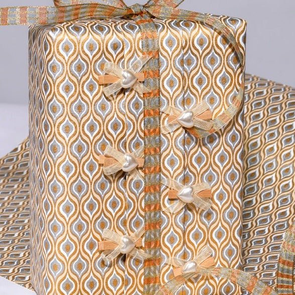 Lotus Eyes Cream & Gold Gift Wrap - GW4021CG - Uneeka